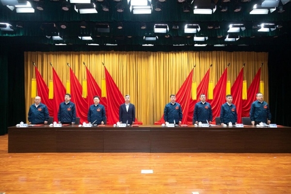 中國重汽集團(tuán)第十八屆二次工會會員代表大會、第十八屆二次職工代表大會圓滿召開